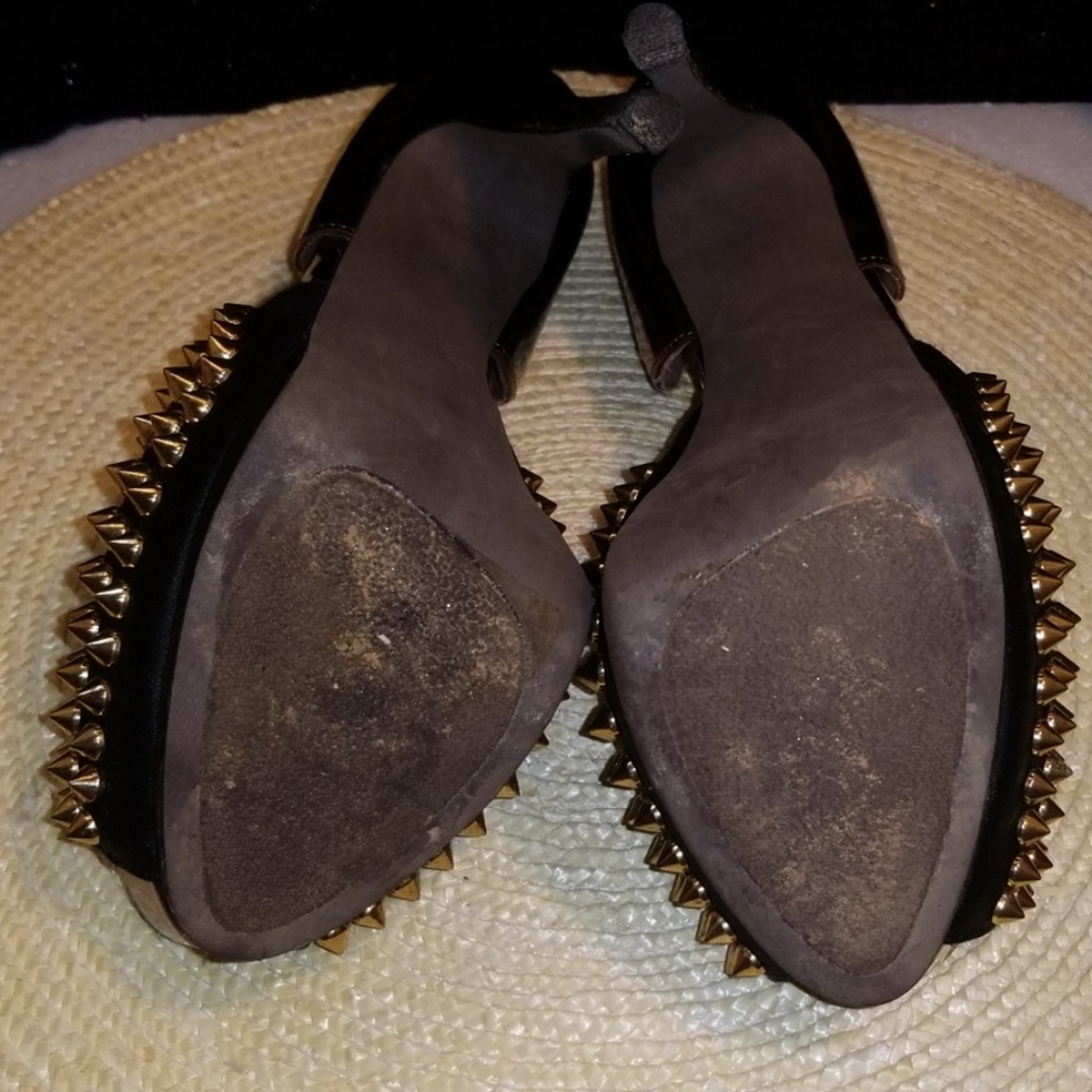 Steve Madden Studded Black Obstcl-s Pumps - Picture 5 of 8